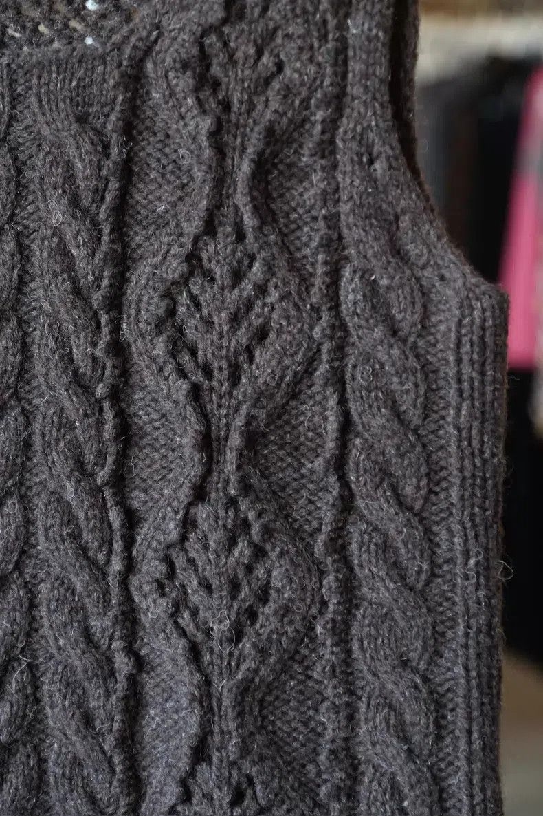 Comme des Garcons Comme des Garcons Chocolate Brown Knit Vest 100% Wool Size S / US 4 / IT 40 - 3 Thumbnail