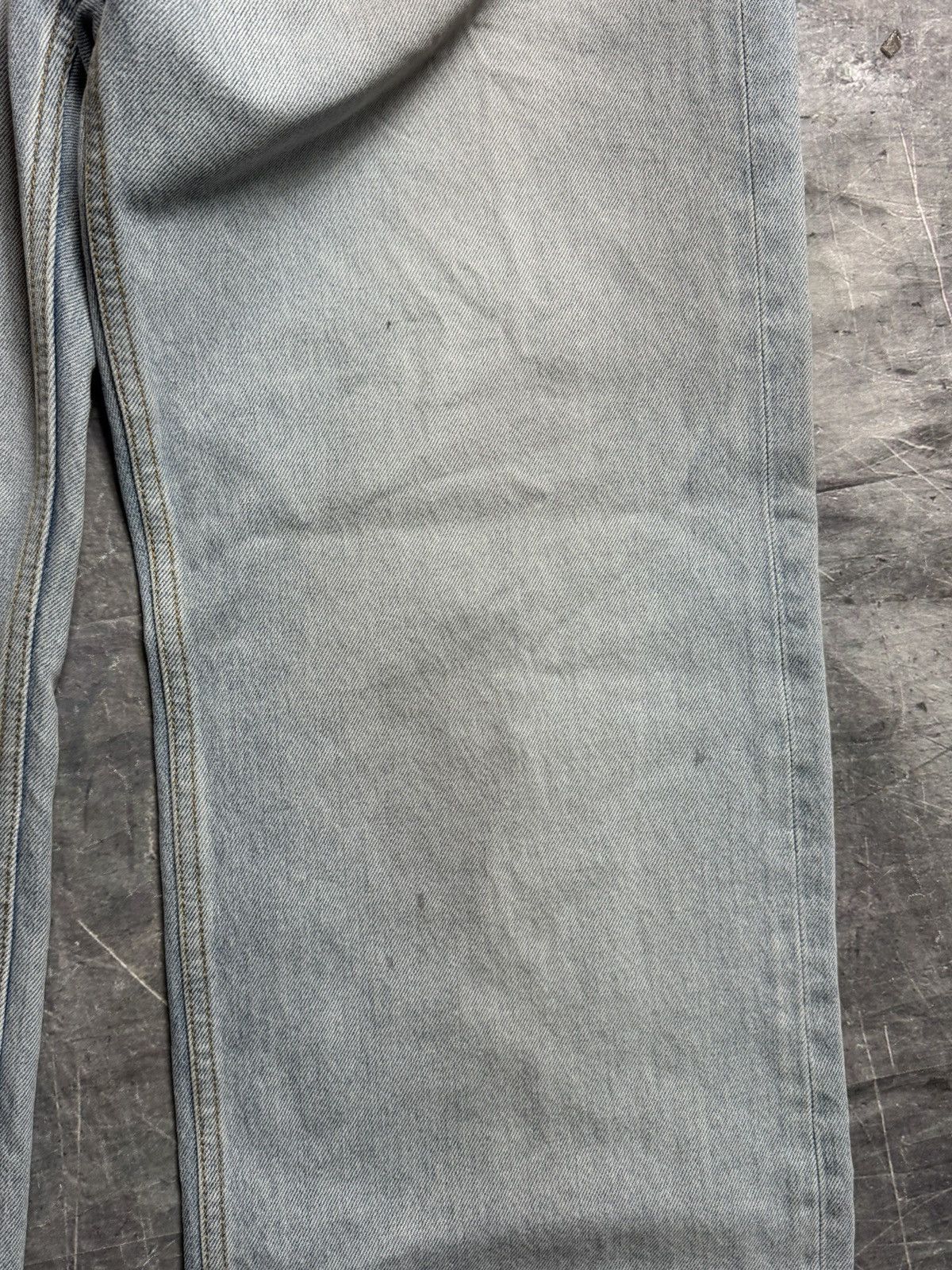 Balenciaga Men's Distressed Relaxed Fit Jeans in Light Blue Size US 32 / EU 48 - 5 Thumbnail