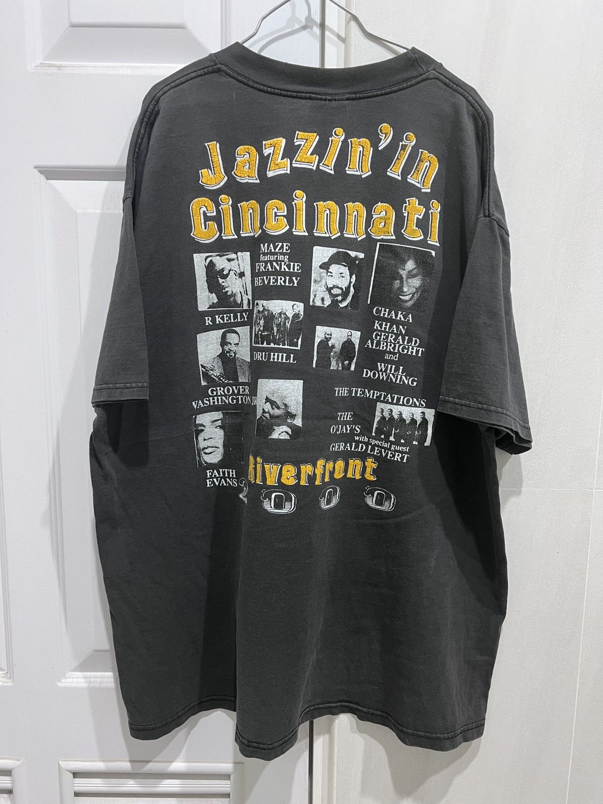 Rap Tees Vintage Jazzin Cincinnati Chaka Khan XL Faded R&B Soul Funk Size US XL / EU 56 / 4 - 1 Thumbnail