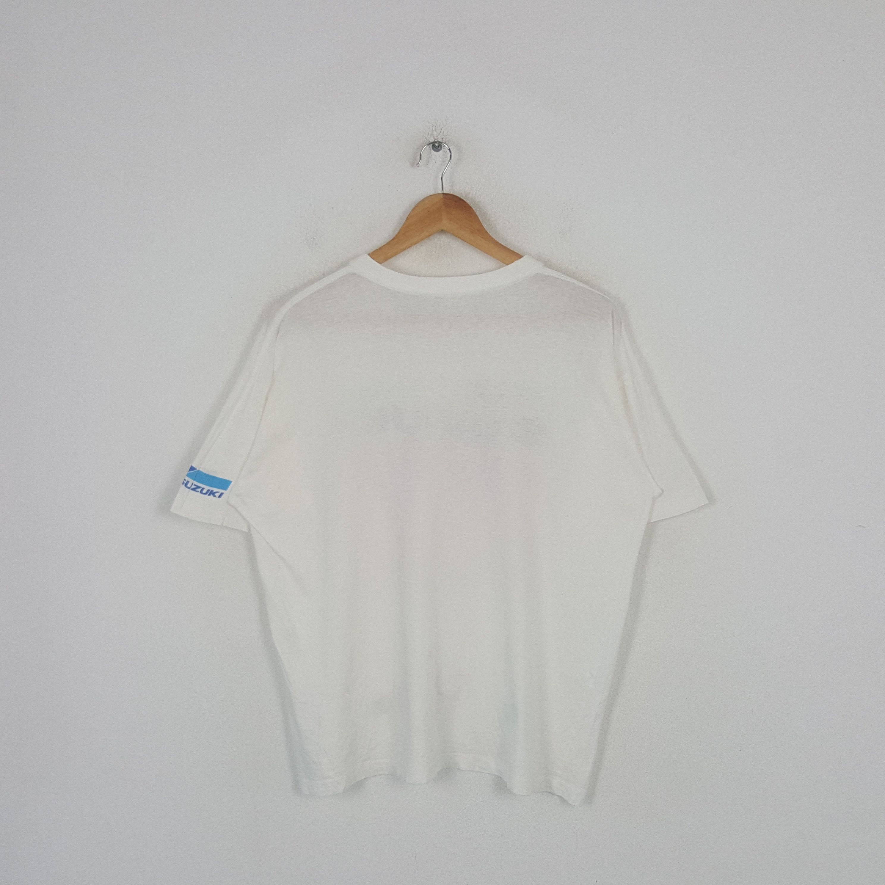 Vintage Vintage Team Suzuki Racing Motorsports Tshirt C301N63 Size US L / EU 52-54 / 3 - 3 Thumbnail