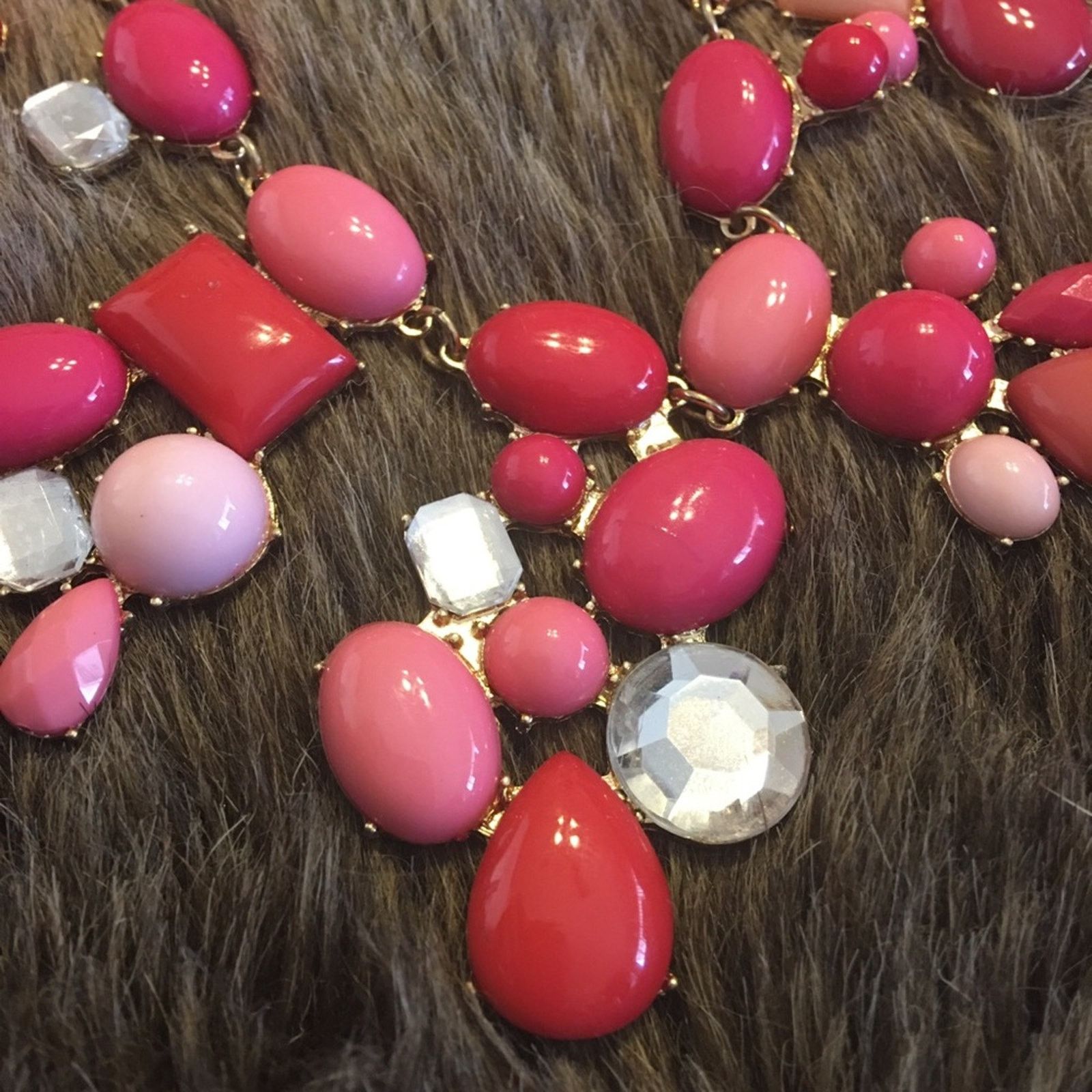 Jewelry Charming Charlie bold pink stone necklace Size ONE SIZE - 6 Thumbnail