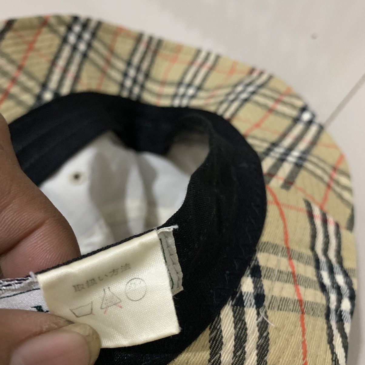 Burberry × Vintage Vintage burberry bucket hat Size 32 - 7 Thumbnail
