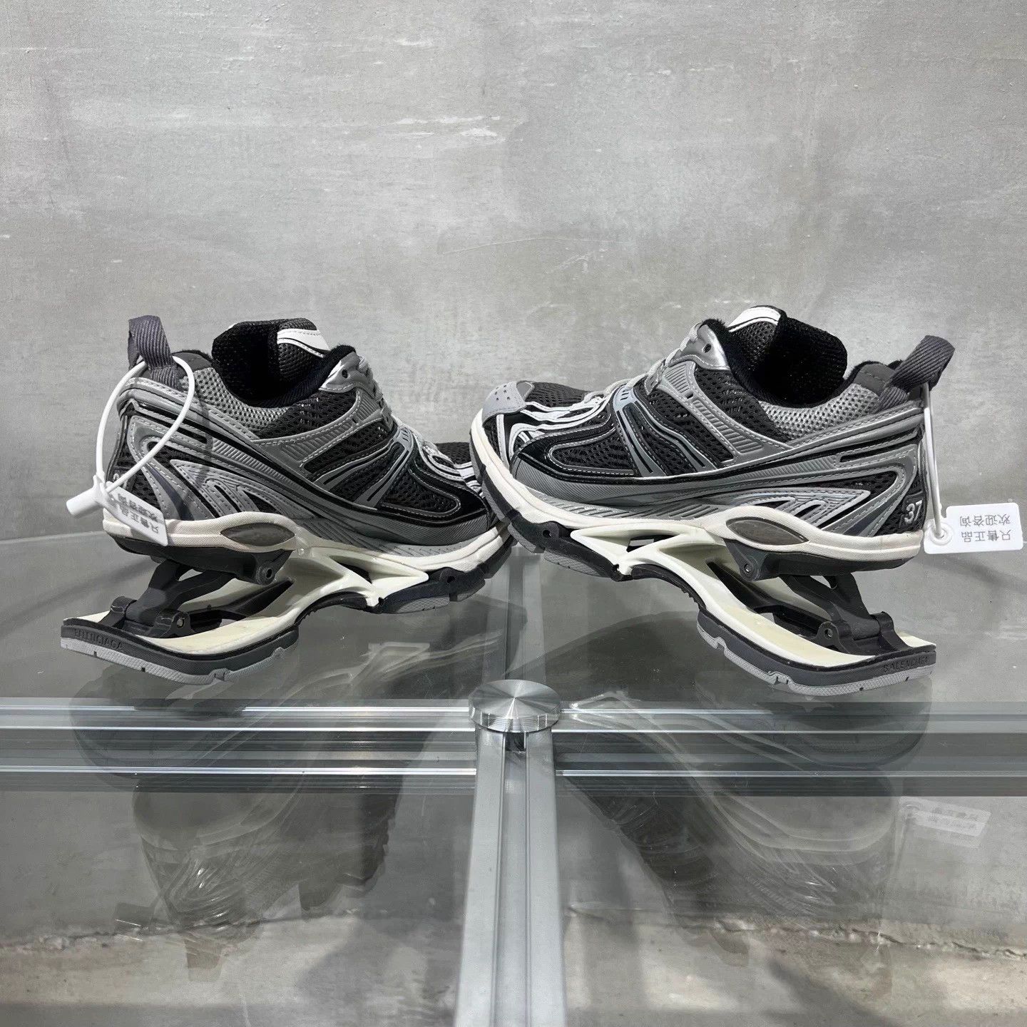 Balenciaga BLCG Spring Sneaker Gray 37 Size US 6 / IT 36 - 5 Thumbnail