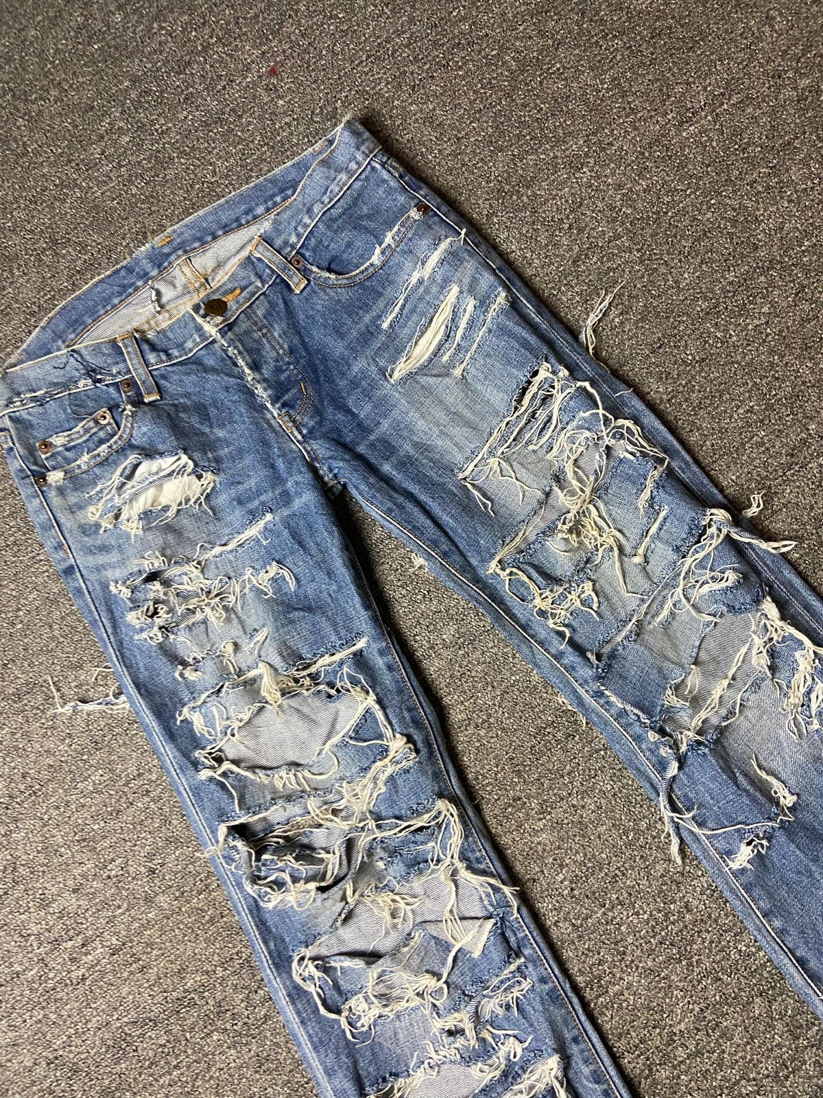 Japanese Brand × Vintage Material Girl Destroyed Distressed Denim Ripped Jeans (123) Size 30" / US 8 / IT 44 - 9 Thumbnail