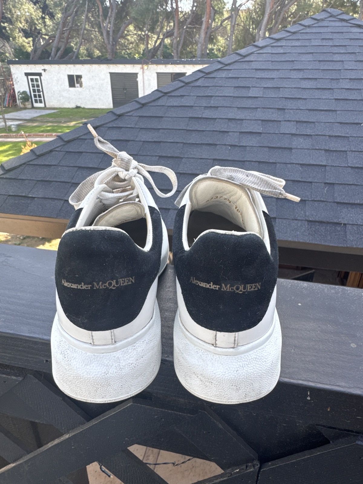 Alexander McQueen White Alexandar McQueen low top Size US 6.5 / IT 36.5 - 6 Thumbnail