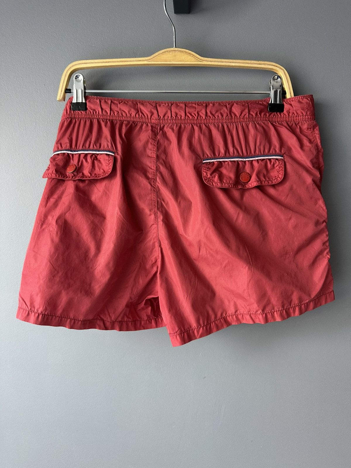 Moncler Moncler swimshorts swimwear faded red worn rubber logo Size US 32 / EU 48 - 9 Thumbnail