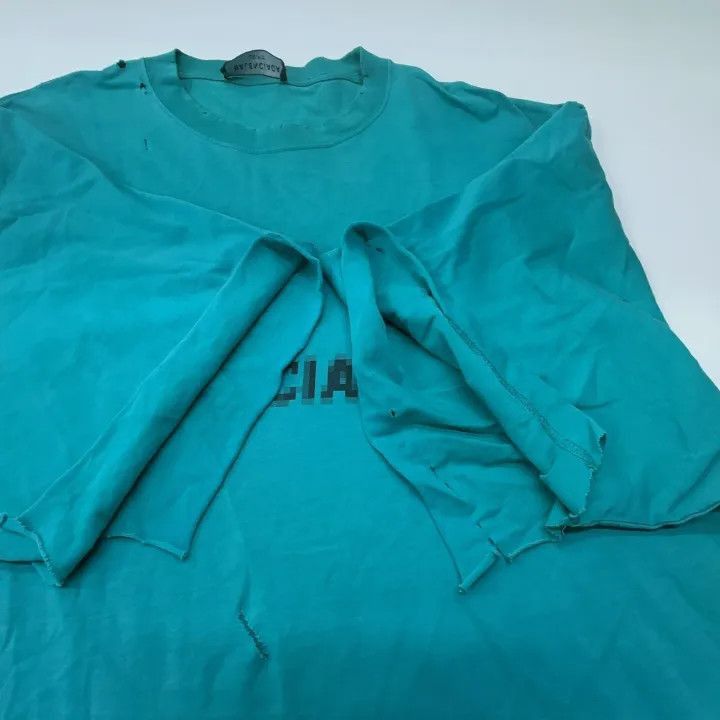 Balenciaga Balenciaga Balenciaga Distressed Logo Short Sleeve TShirt Size US XS / EU 42 / 0 - 5 Thumbnail