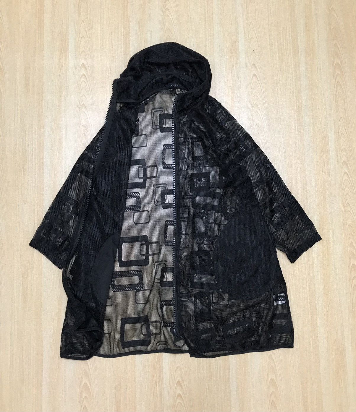 Japanese Brand Vintage Japanese Brand Trube Hoodie Light Jacket Size US S / EU 44-46 / 1 - 1 Thumbnail