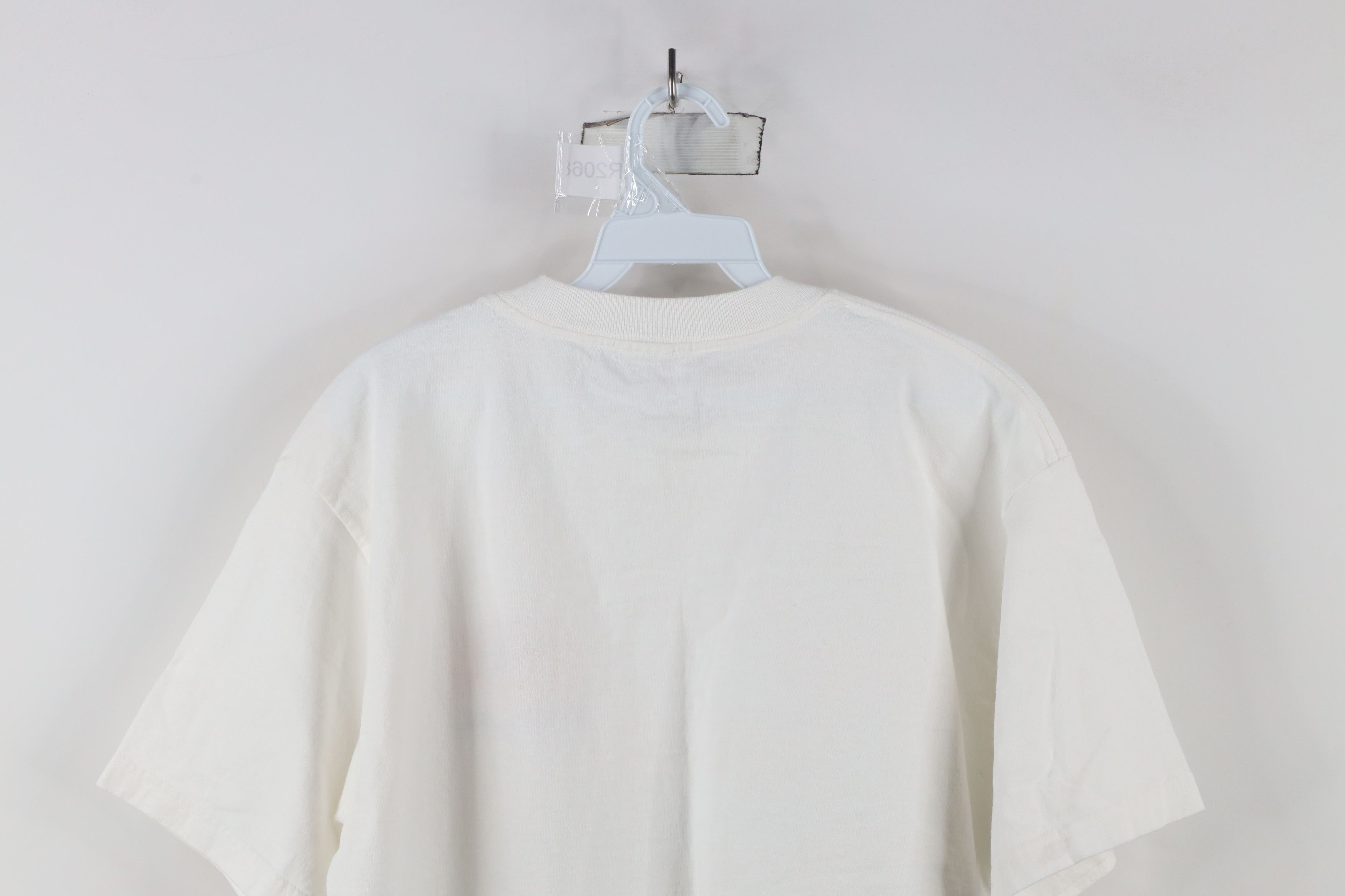 Vintage Vintage 90s Streetwear Fish Hawaii T-Shirt White Cotton Size US M / EU 48-50 / 2 - 7 Thumbnail