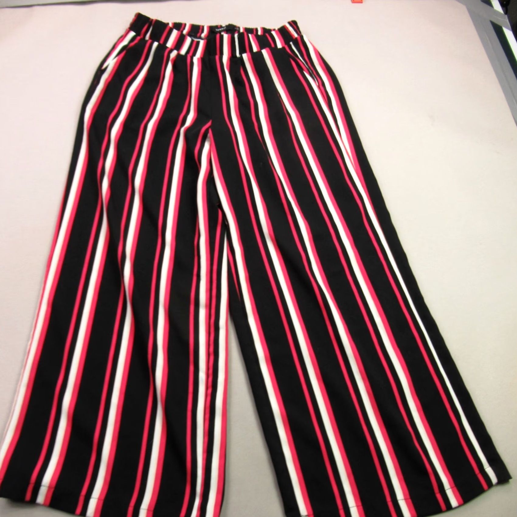 Torrid Torrid Pants Womens 1 Straight Leg Casual Chino Lightweight Stripes Outdoors Shirt Size 25" / US 0 / IT 36 - 2 Thumbnail