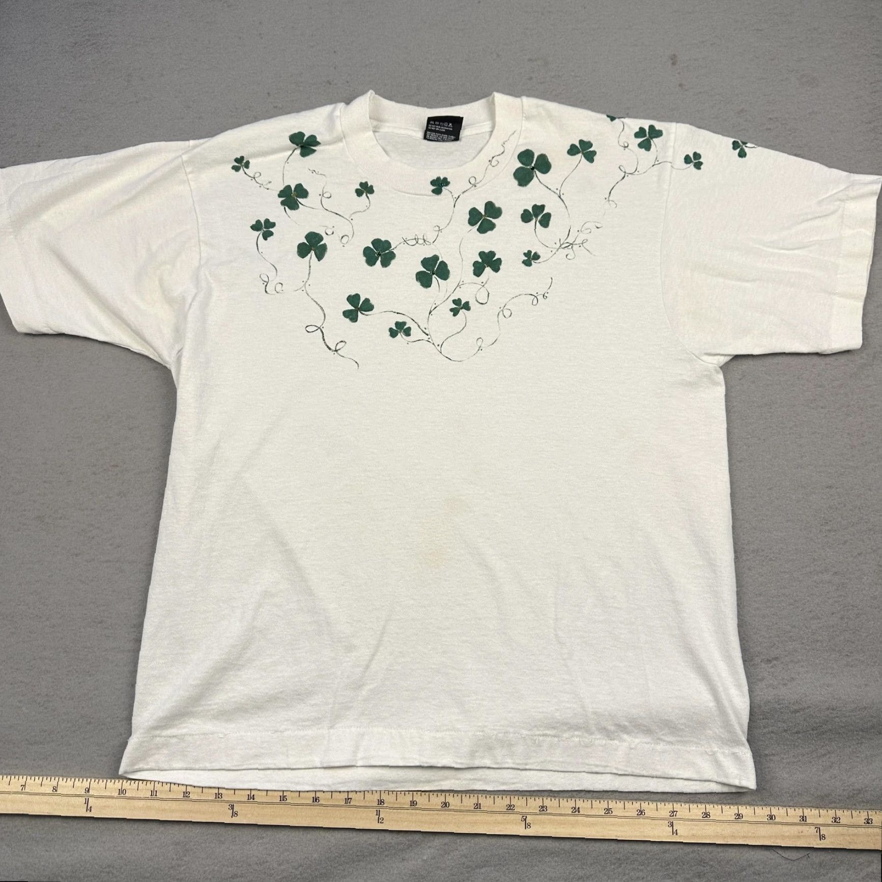 Vintage VINTAGE Screen Stars Best Shirt Mens Large White Shamrock Clover Graphic 90s USA Size US L / EU 52-54 / 3 - 2 Thumbnail