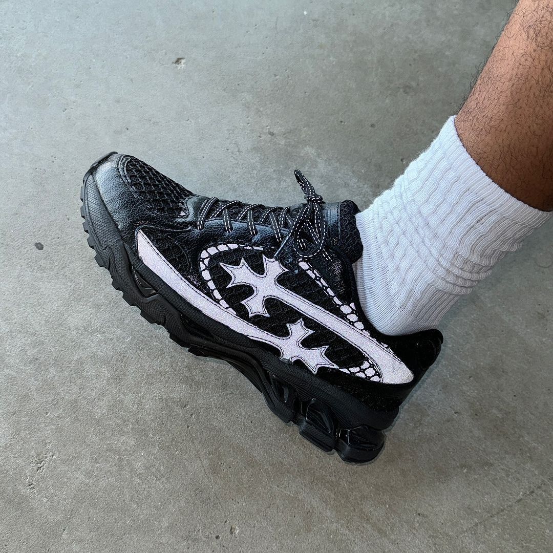 Bravest Studios スニーカー Kross Kountry Runner 黒 ／関送込 Bravest Studios Kross Kountry Runner Triple Black Men's
