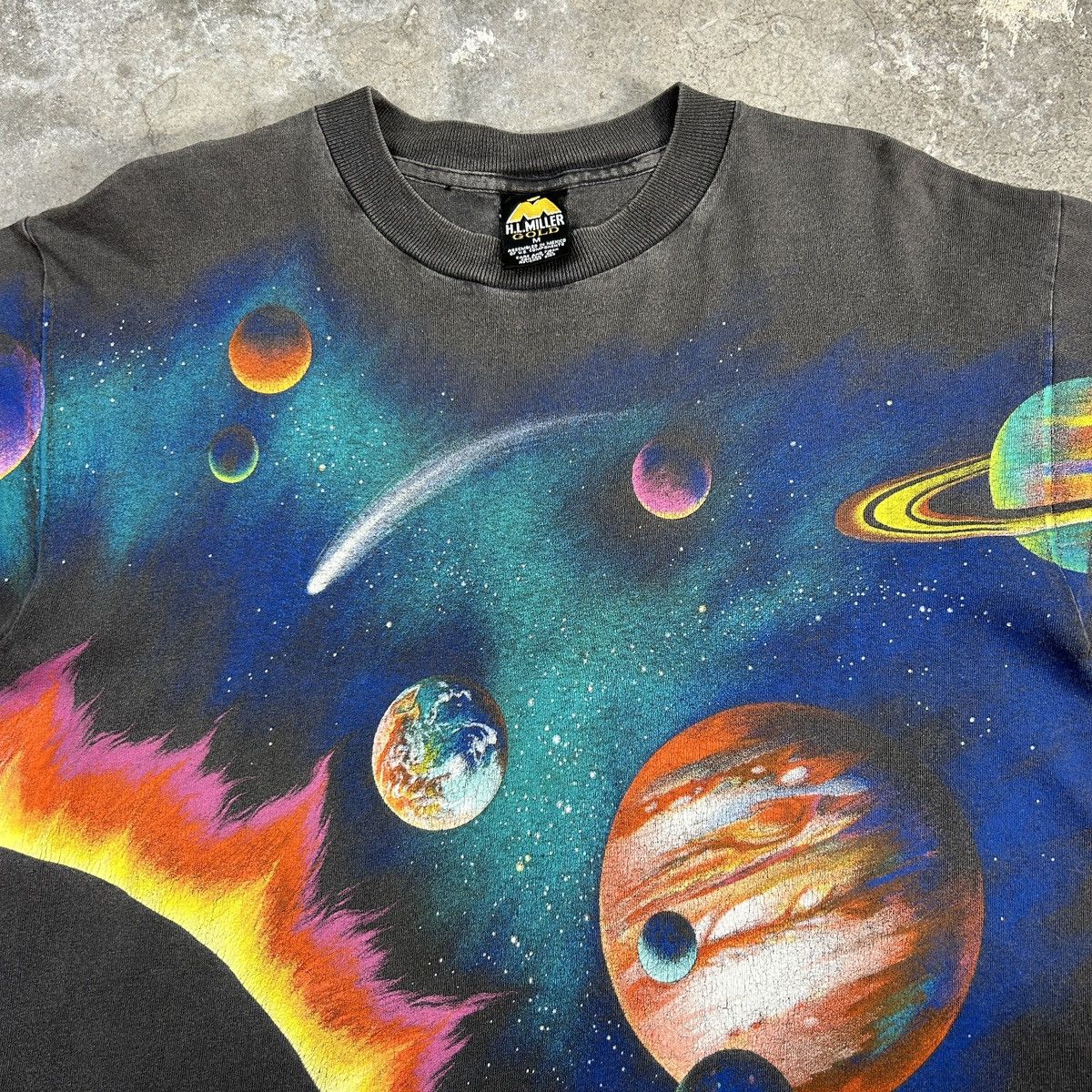 Vintage 1990s A Thousand Planets Size US M / EU 48-50 / 2 - 3 Thumbnail