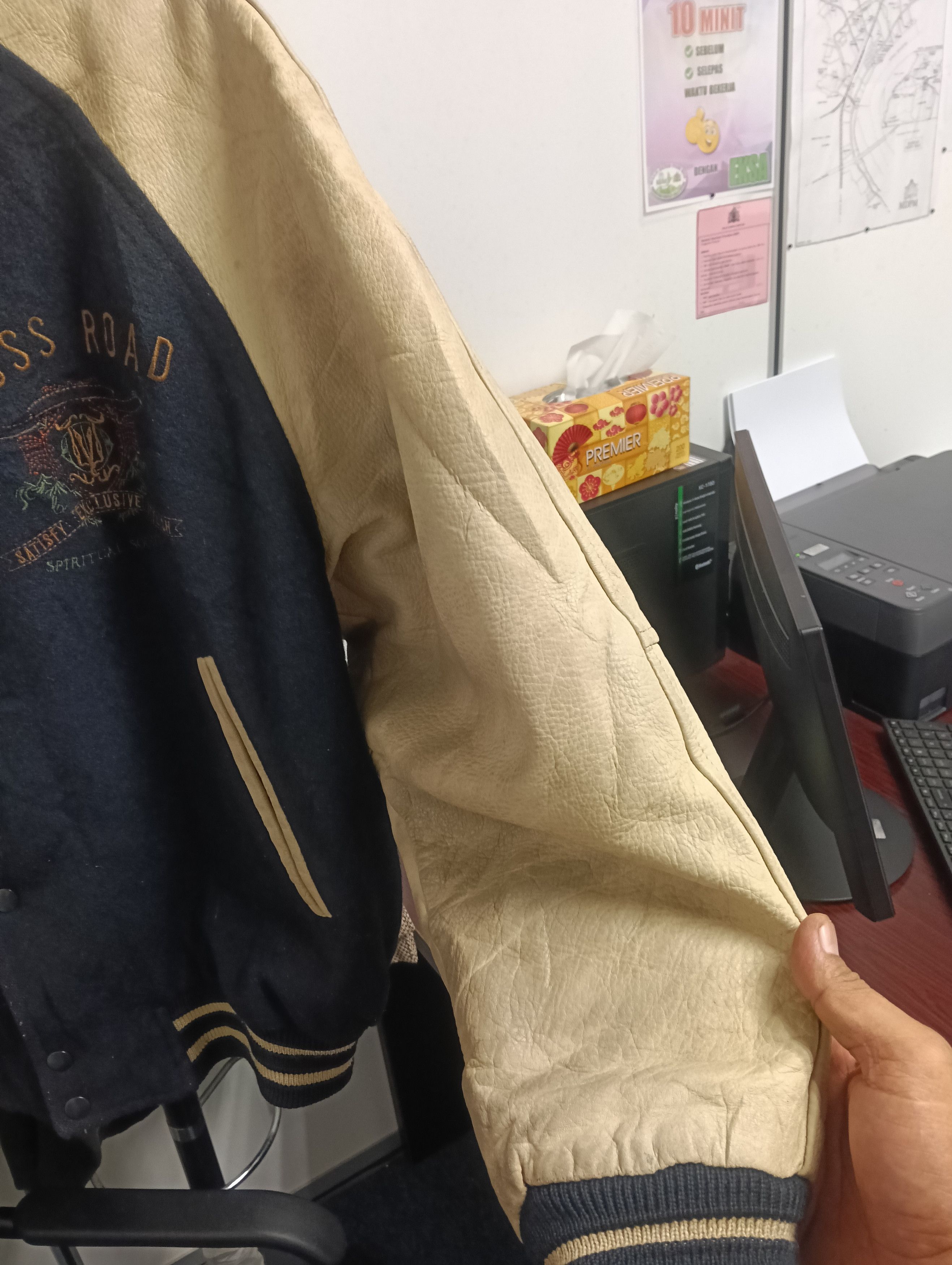 Vintage Vintage Varsity Jacket Size US XXL / EU 58 / 5 - 8 Thumbnail