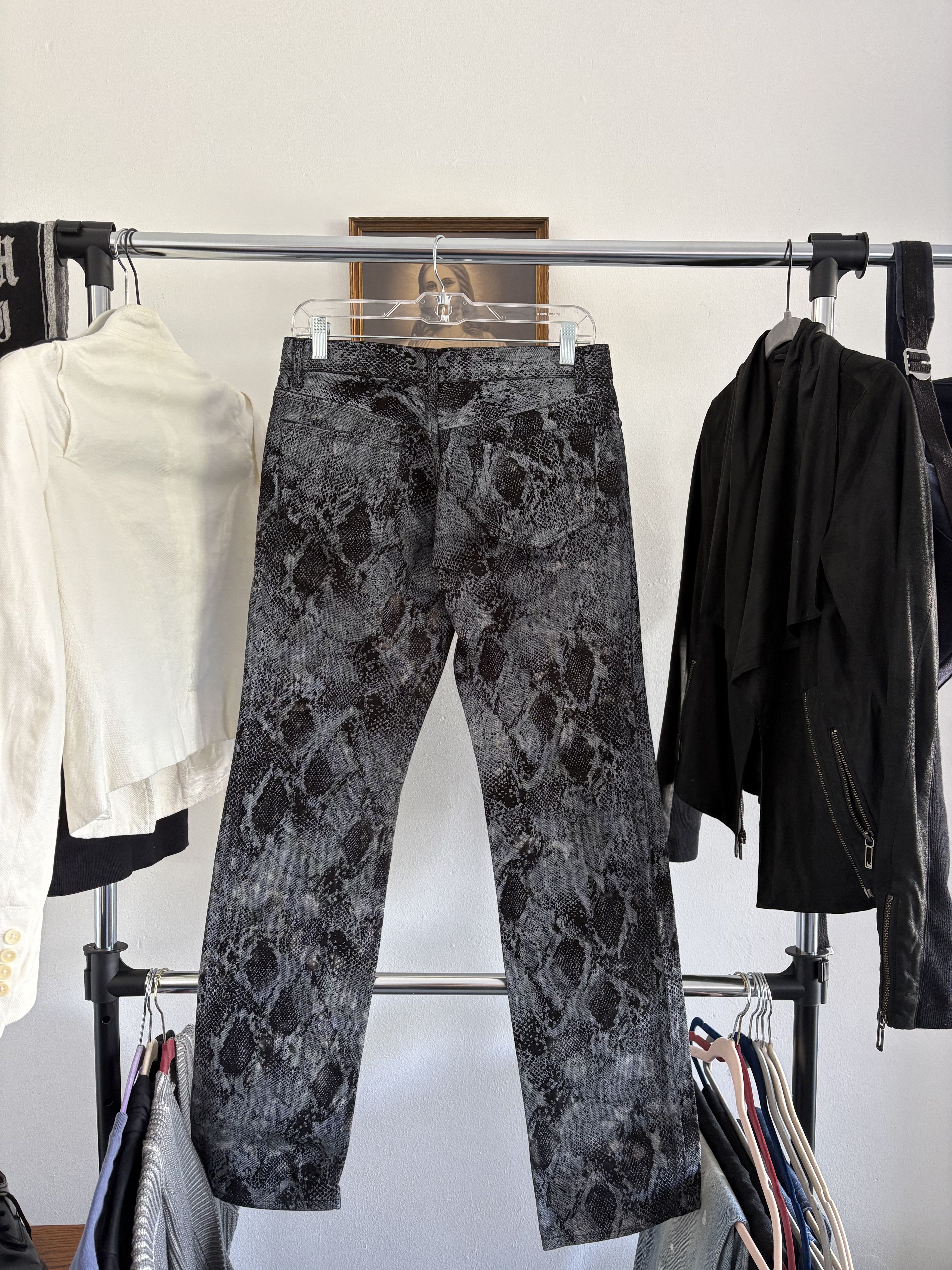 5351 POUR LES HOMMES Waxed Snakeskin Print Denim Size US 30 / EU 46 - 4 Thumbnail