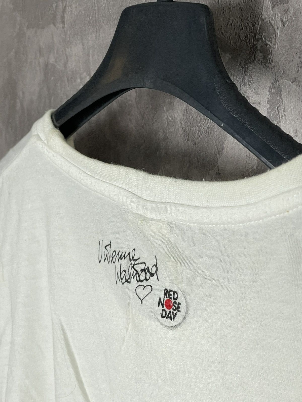 Vivienne Westwood Vivienne Westwood Comic Relief Art T-shirt Collaboration Size US M / EU 48-50 / 2 - 9 Thumbnail