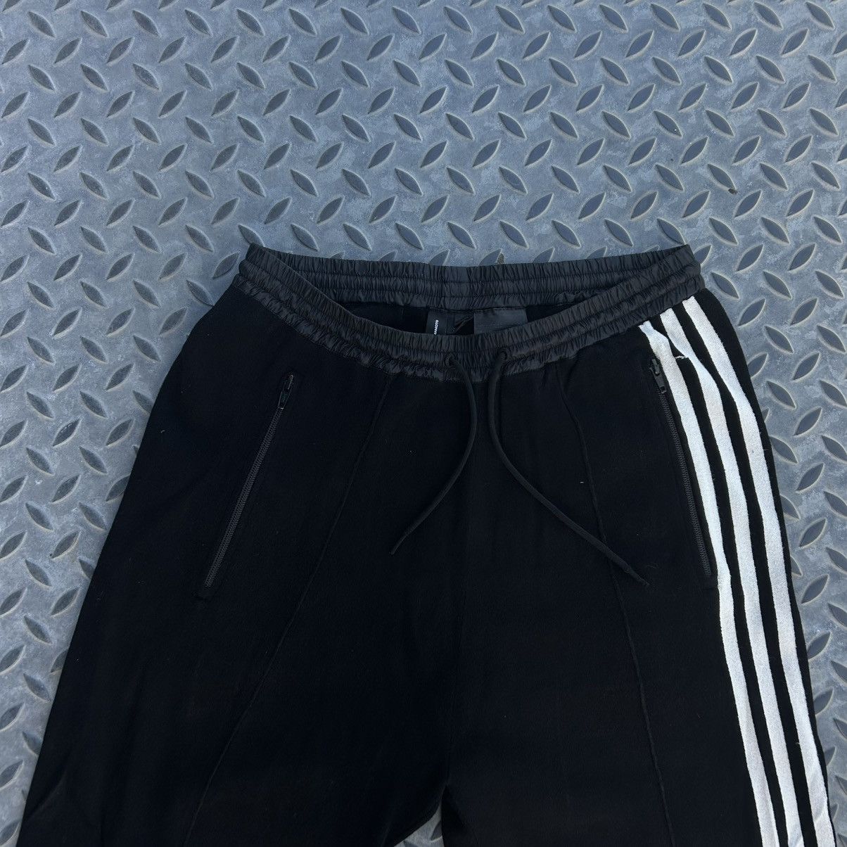 Yohji Yamamoto Adidas x yohji yamamoto Y-3 2019 Size 30" / US 8 / IT 44 - 9 Thumbnail