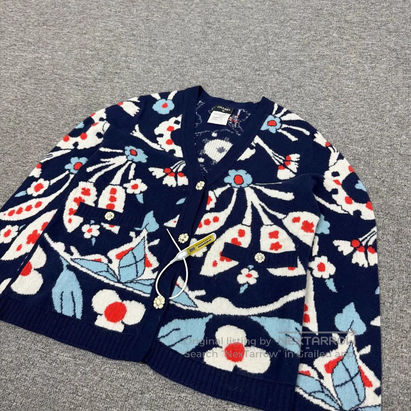 Chanel Chanel Paris, Dubai Resort Series multicolour Karlson jack Size L / US 10 / IT 46 - 3 Thumbnail
