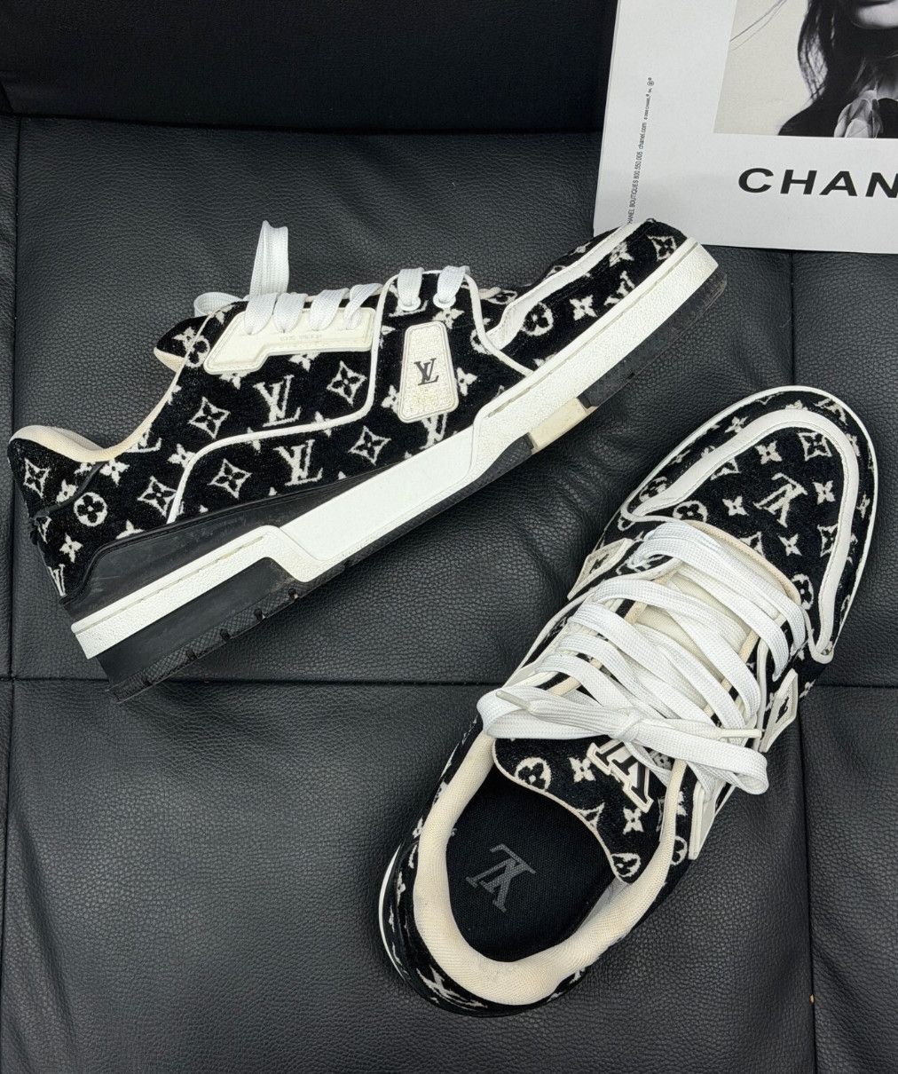 Louis Vuitton Louis Vuitton Black and White Trainer Lace Up Low Top Fash Size US 8.5 / EU 41-42 - 3 Thumbnail