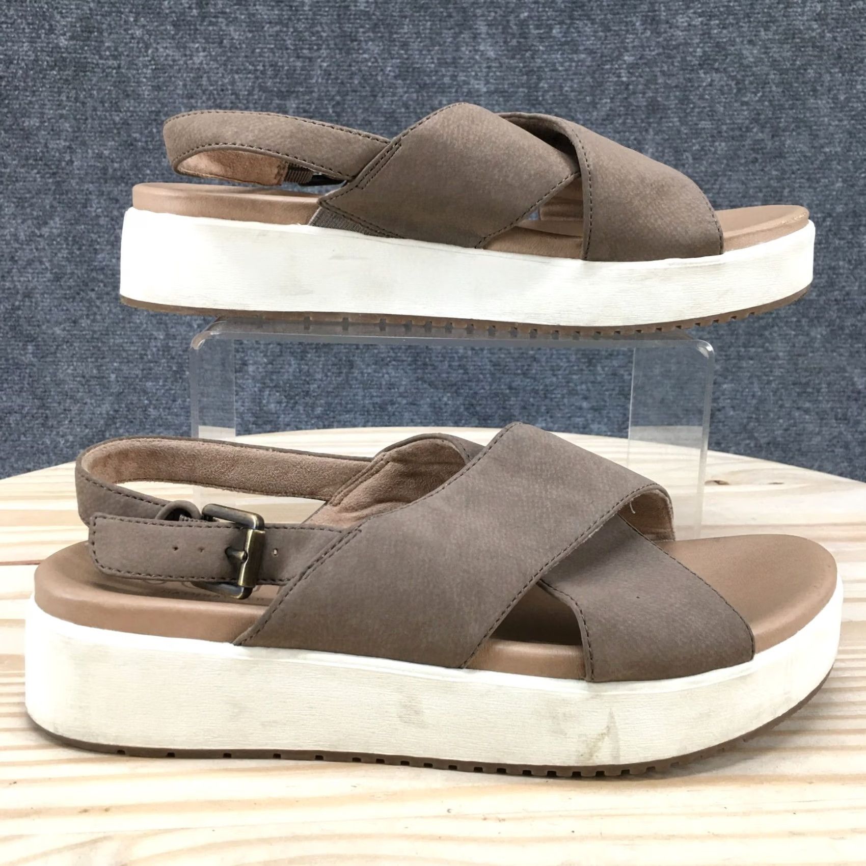 Vintage SOUL Naturalizer Sandal Womens 8.5 M Honor Wedge Cross Strap Slingback Brown Size US 9 / IT 39 - 2 Thumbnail