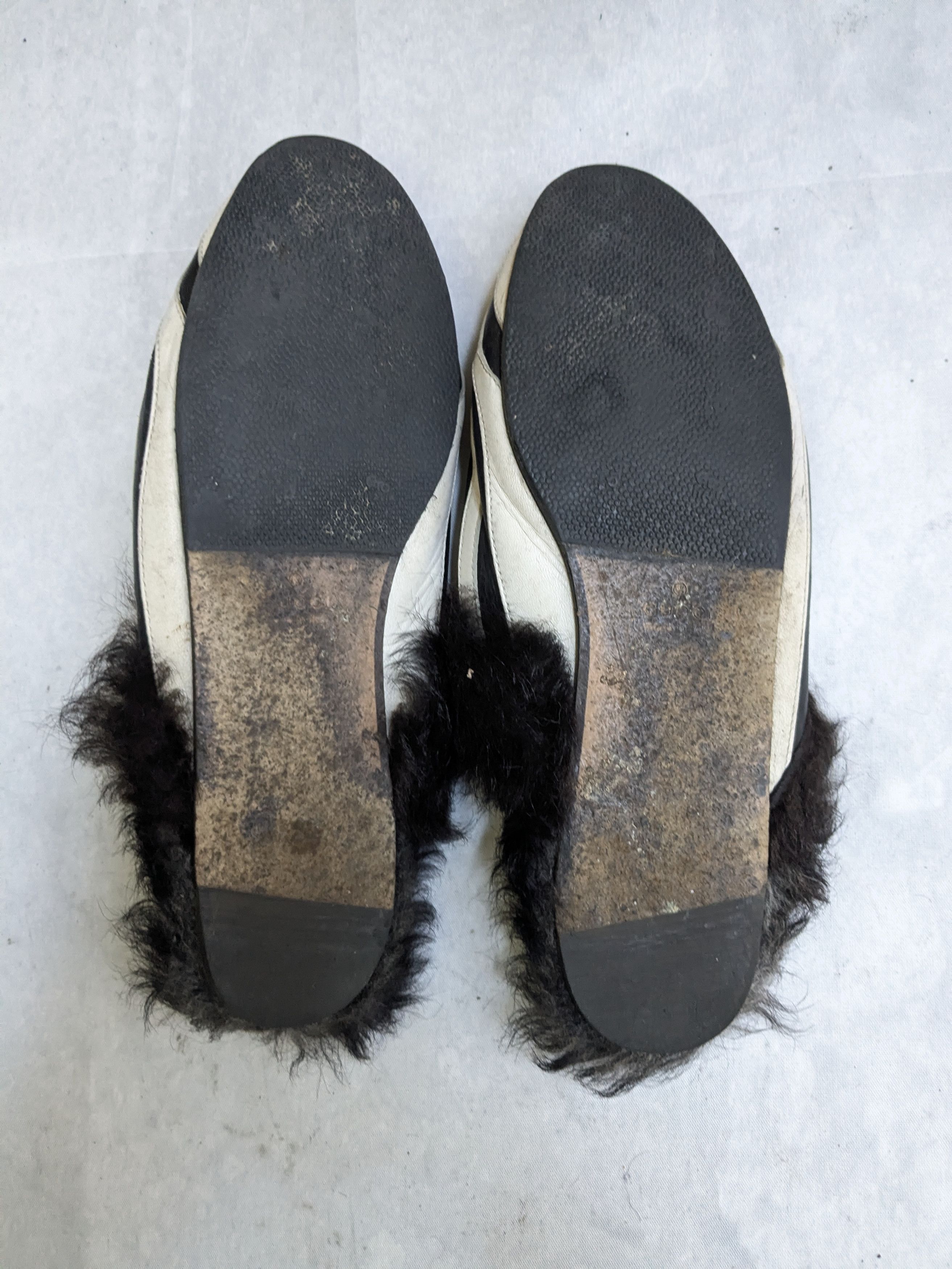 Gucci Gucci Horsebit Loafers White Black Leather 7 40 Princetown Size US 7 / EU 40 - 11 Thumbnail