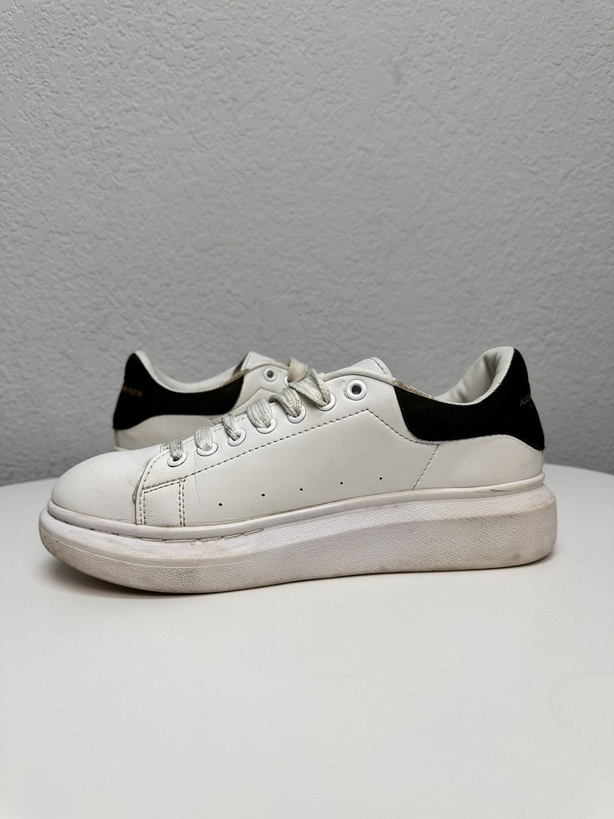 Alexander McQueen Alexander McQueen white oversized sneakers y2k Size US 9 / IT 39 - 7 Thumbnail