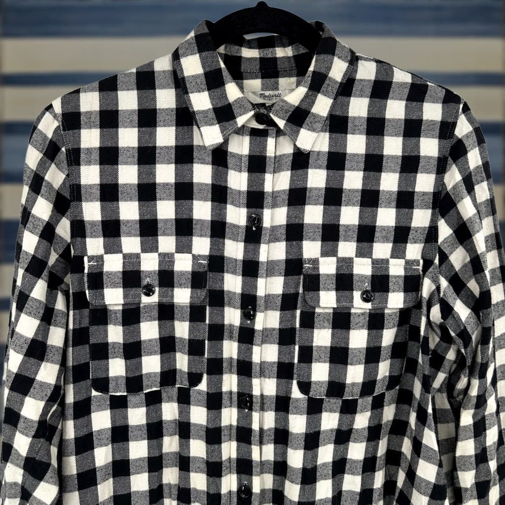 Madewell Madewell Buffalo Check Flannel Button Down Shirt Womens M Black White Multicolor Button Up Casual Workwear Checkered Cabin 90s? Size M / US 6-8 / IT 42-44 - 1 Thumbnail