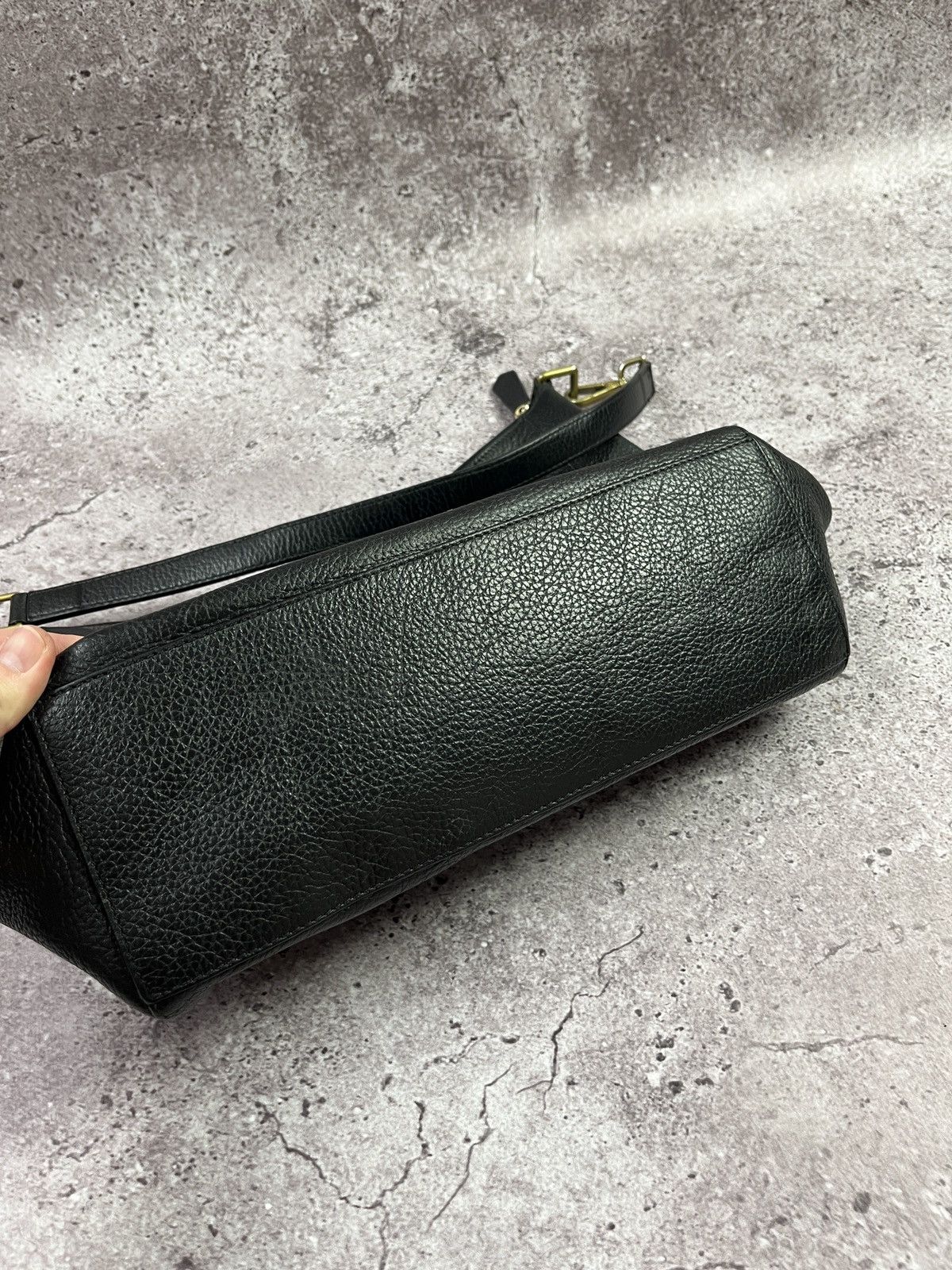 Tod's Black Pebbled Leather Shoulder Bag Hobo Purse Italy 🇮🇹 Size ONE SIZE - 6 Thumbnail
