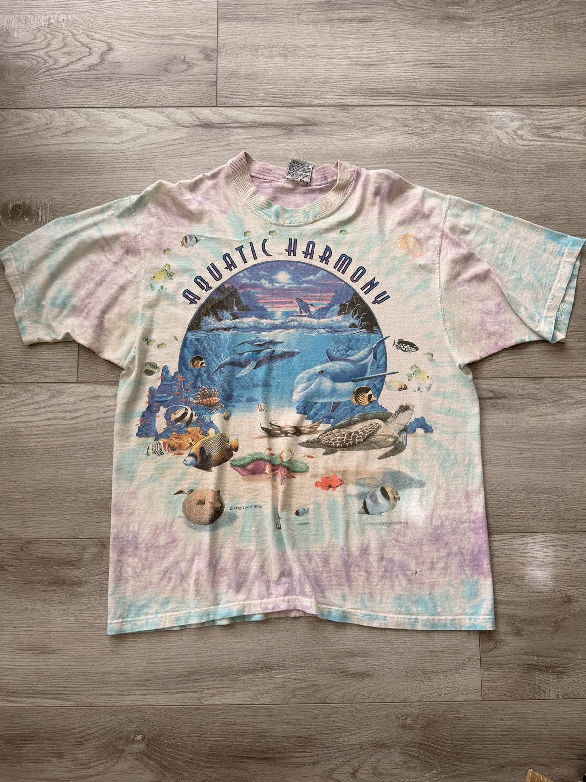Liquid Blue Vintage 1995 Liquid Blue Aquatic Harmony T-Shirt Made in USA Size US L / EU 52-54 / 3 - 1 Thumbnail