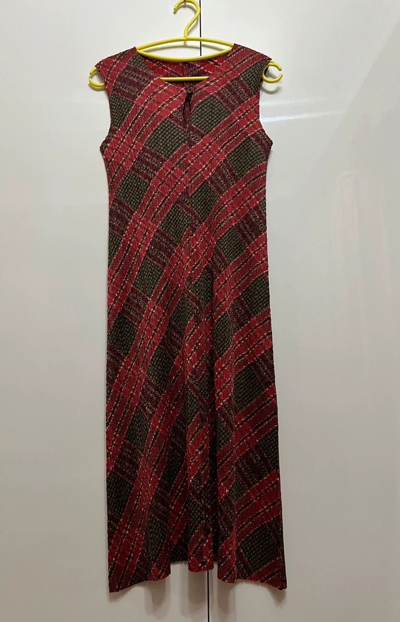 Issey Miyake Issey Miyake PP Vintage Pleated Dress - dmc Size US 30 / EU 46 - 1 Thumbnail