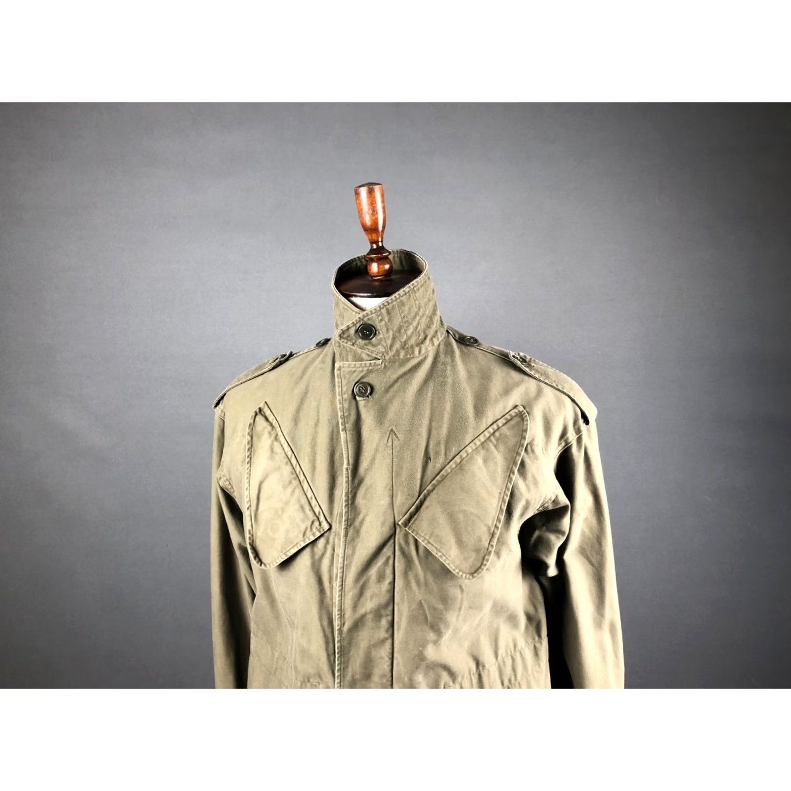 Olive Vintage Navy Military Jacket S Olive Green Cotton Front Pockets Epaulettes Mens Size S/M Vintage Military Jacket Size US S / EU 44-46 / 1 - 5 Thumbnail