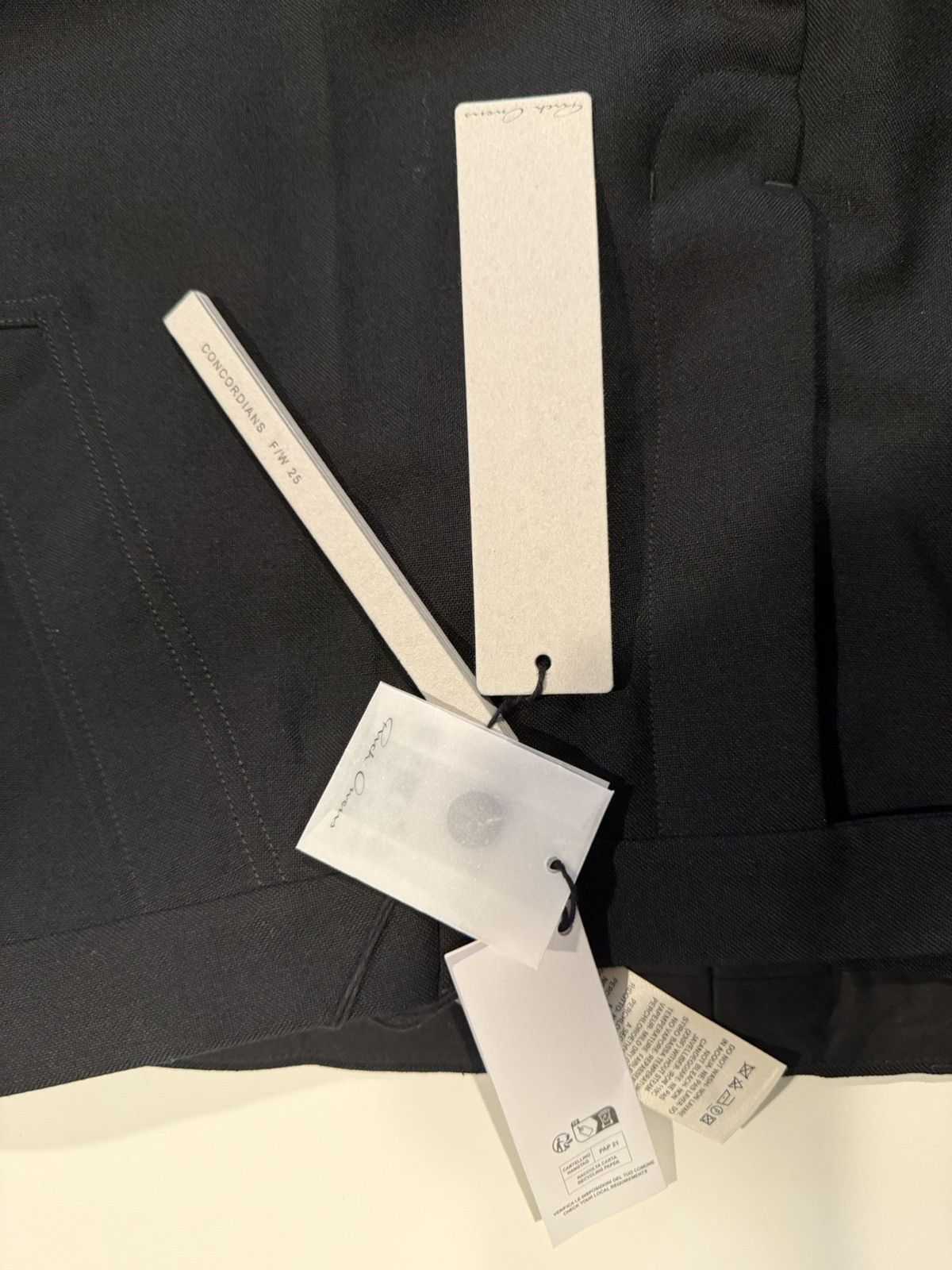 Rick Owens Rick Owens 2025 wide leg pants. 52/36/XL.$1600 Size US 36 / EU 52 - 9 Thumbnail