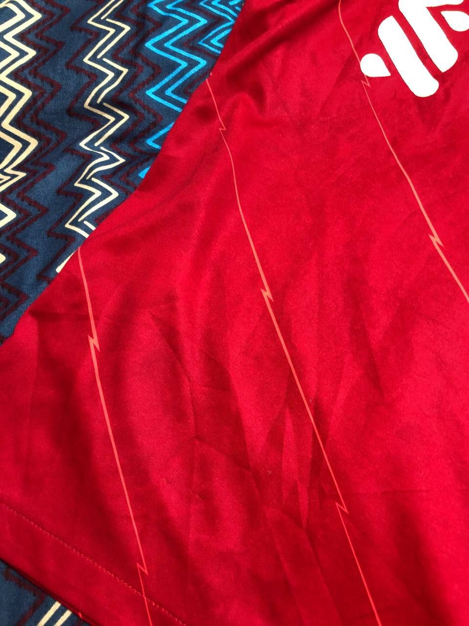 Nike T-Shirt Nike logo L.F.C. red Y2K Vintage Jerseys Size US S / EU 44-46 / 1 - 13 Thumbnail