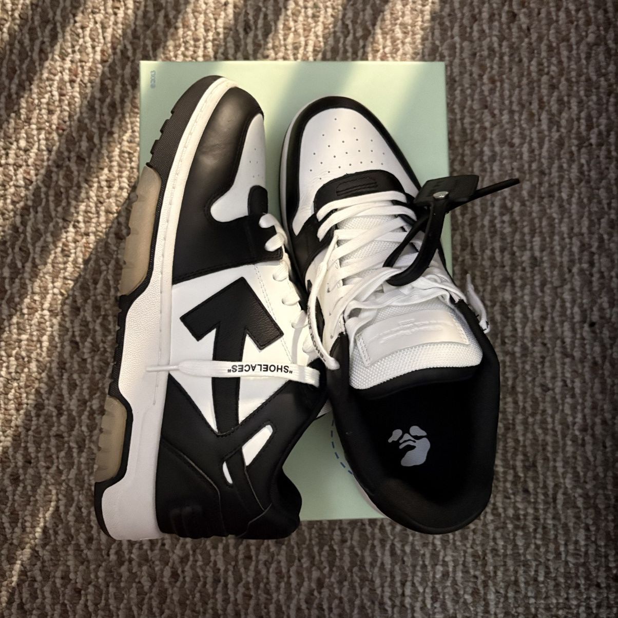 Off-White Offwhite Out of Office ‘Black and White’ Size US 10 / EU 43 - 2 Thumbnail