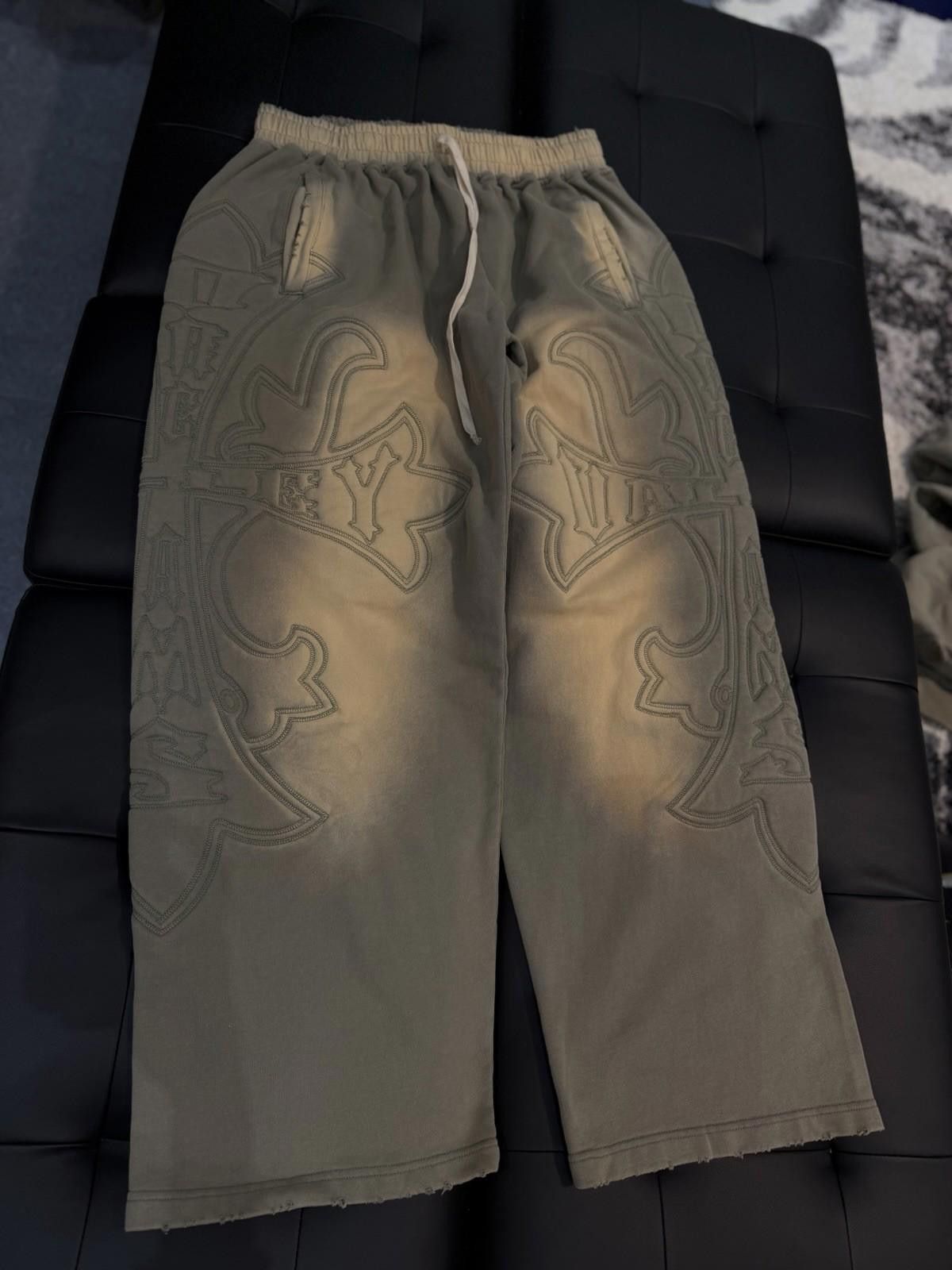 Vale Valley Cross Carved Drawstring Sweatpants Medium NEW Vale Size US 32 / EU 48 - 3 Thumbnail