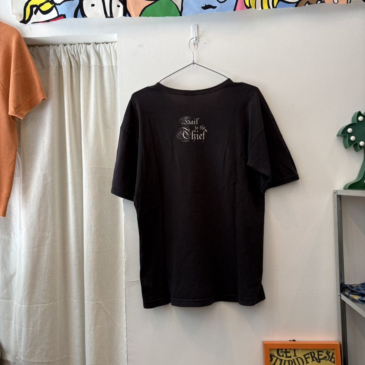 Vintage Vintage RADIOHEAD “Hail to the Thief” Album Cover Tee Size US L / EU 52-54 / 3 - 2 Thumbnail