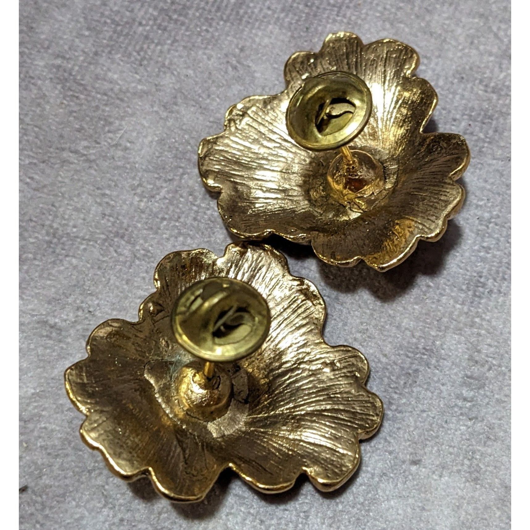 Other Vintage Cottagecore Large Floral Gold Tone Pins (2) Size ONE SIZE - 8 Thumbnail