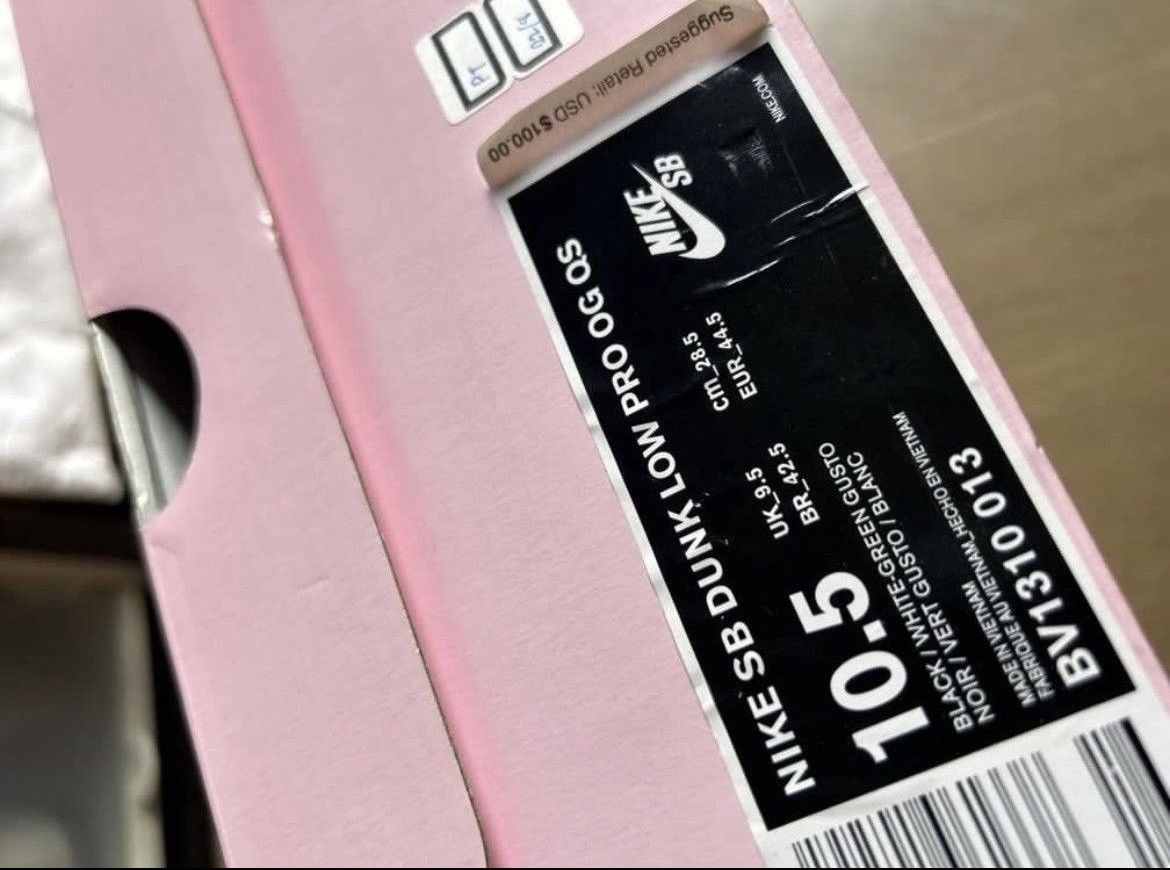Nike Jeff staple signed pigeon nike sb dunk Size US 10.5 / EU 43-44 - 14 Thumbnail