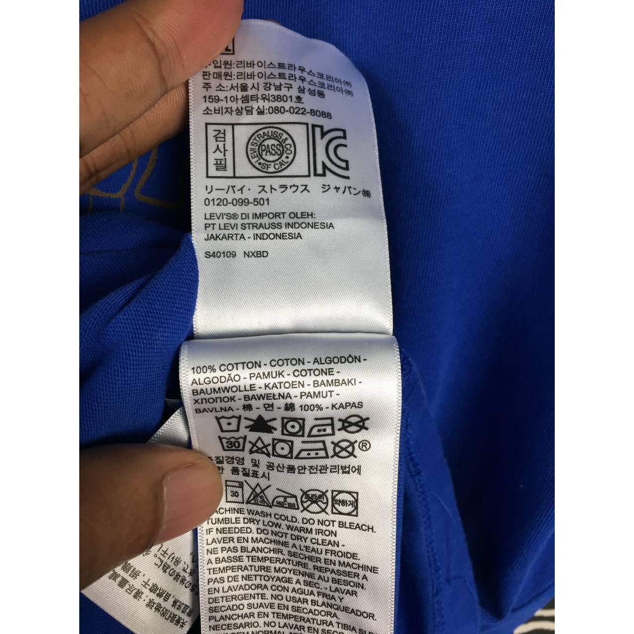 Levi's × Vintage Levi's Of California Quality Dry Goods Bear Graphic Tee Size US M / EU 48-50 / 2 - 11 Thumbnail