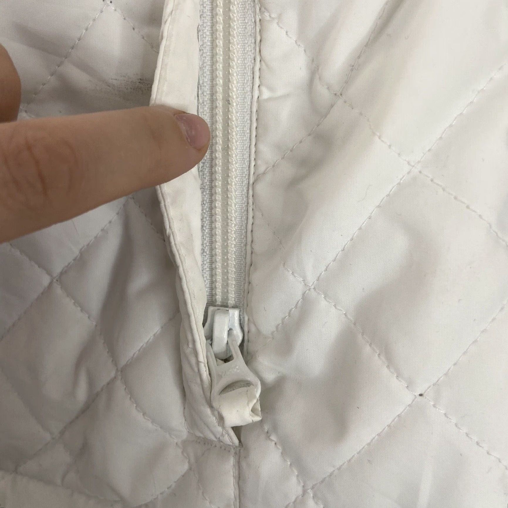 Vintage Columbia Sportswear Company Puffer Jacket Women’s M White Zip Up Pockets Size M / US 6-8 / IT 42-44 - 7 Thumbnail
