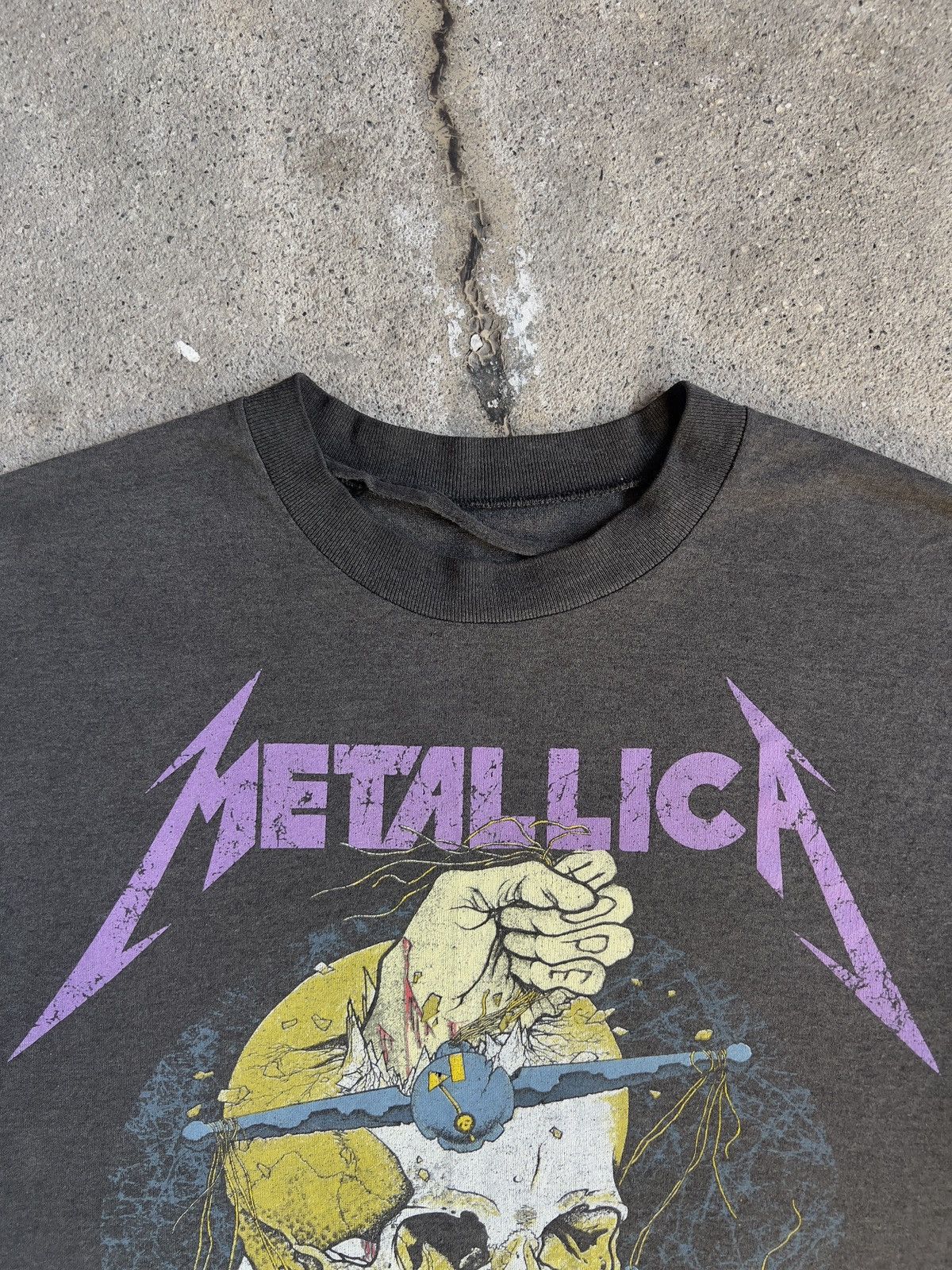 Vintage 1988 Metallica Pushed Justice Tour Band Tee Size US M / EU 48-50 / 2 - 3 Thumbnail