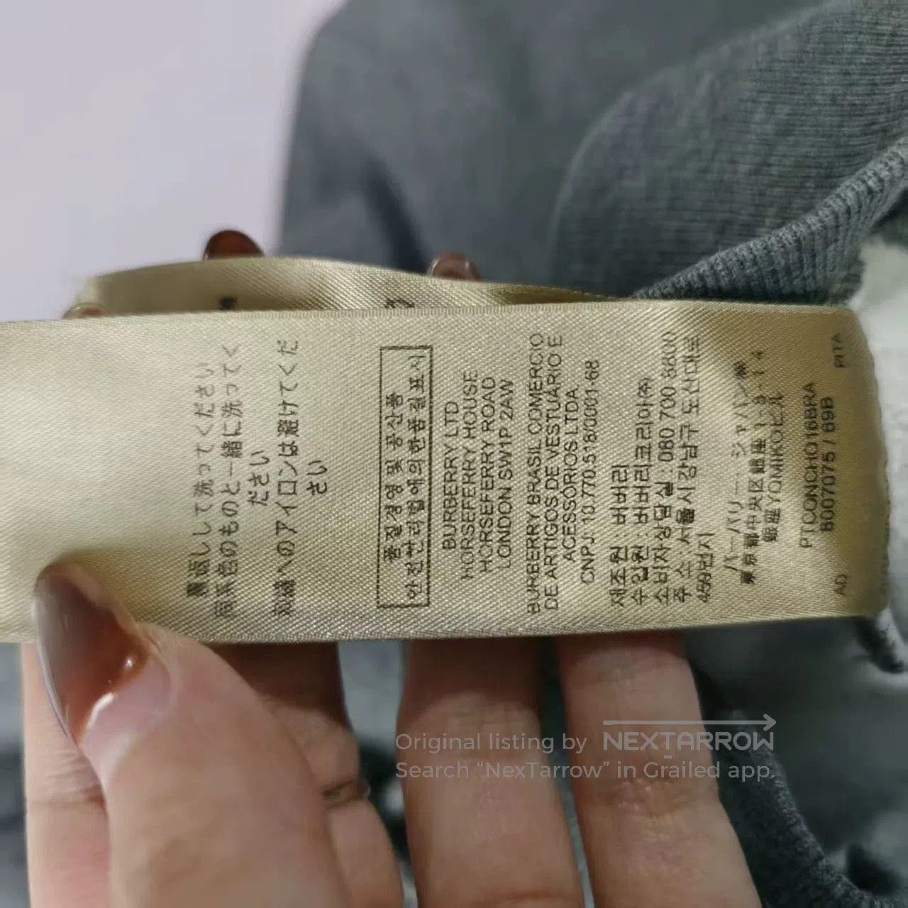 Burberry burberry hoodie lightly worn, authentic, size xs. Size US M / EU 48-50 / 2 - 8 Thumbnail
