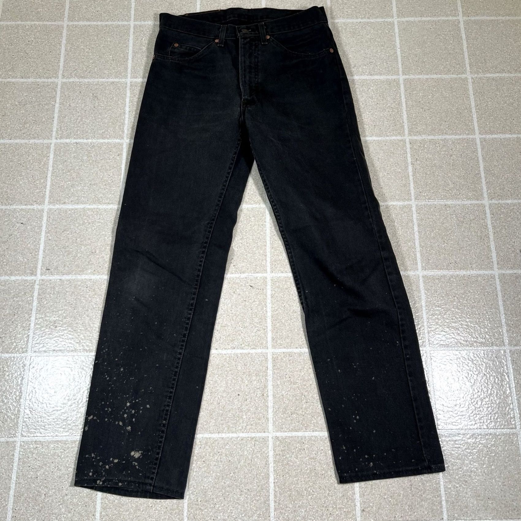 Levi's VINTAGE Levi’s 505 Jeans Men 29x29 Black Denim USA Made 1982 Leather/Black Tab Size US 29 - 5 Thumbnail
