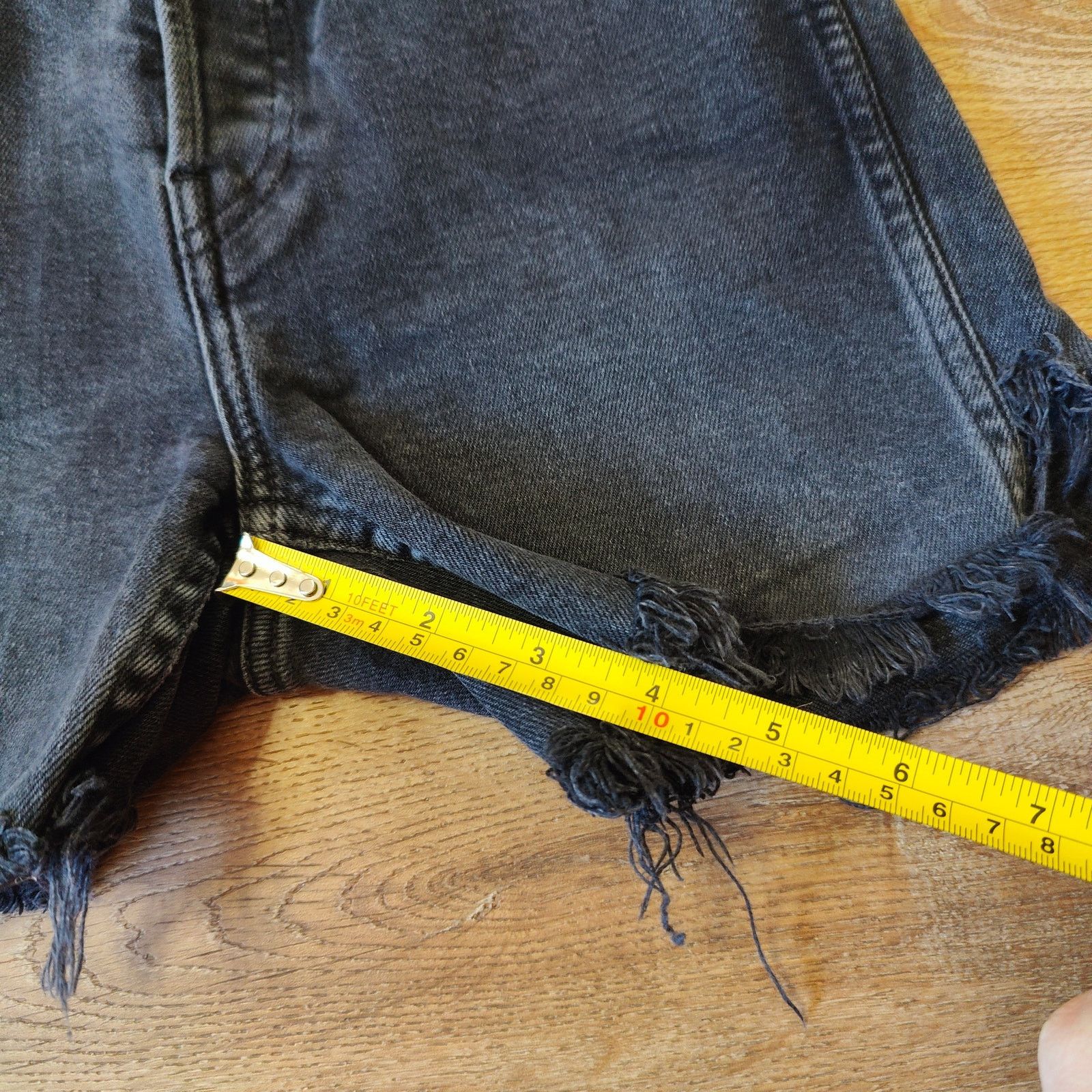 RE/DONE Re/Done Jean Shorts Womens 25 Dark Gray Wash Raw Hem Size 25" / US 0 / IT 36 - 10 Thumbnail