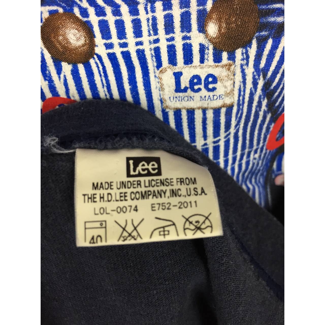 Lee × Vintage Vtg Lee Union Made Genuine Lee Riders Graphic Tee Size US L / EU 52-54 / 3 - 12 Thumbnail