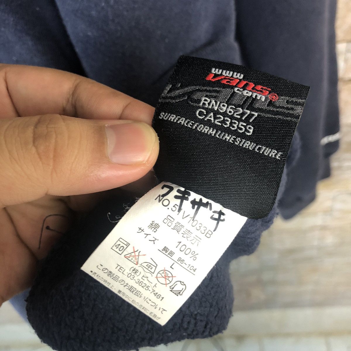 Vans Vans vintage Dark Blue sweatshirt Hoodie #A205 Size US L / EU 52-54 / 3 - 16 Thumbnail