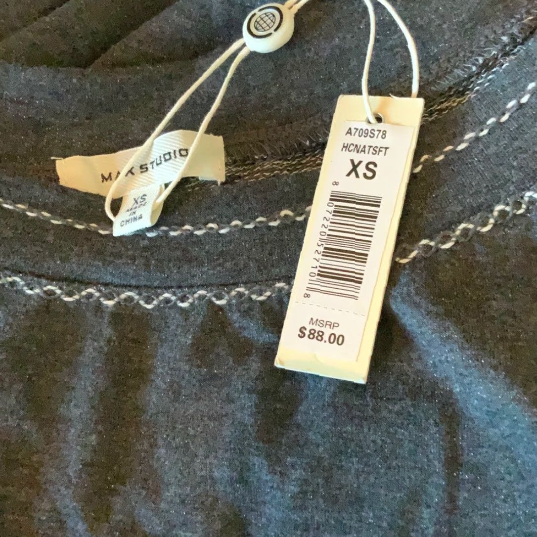 Vintage VINTAGE MAX Studio Gray Crew Neck Top with Front Pocket XS Women Blouse Crew Neck Pocket Gray Womens XS Size XS / US 0-2 / IT 36-38 - 5 Thumbnail