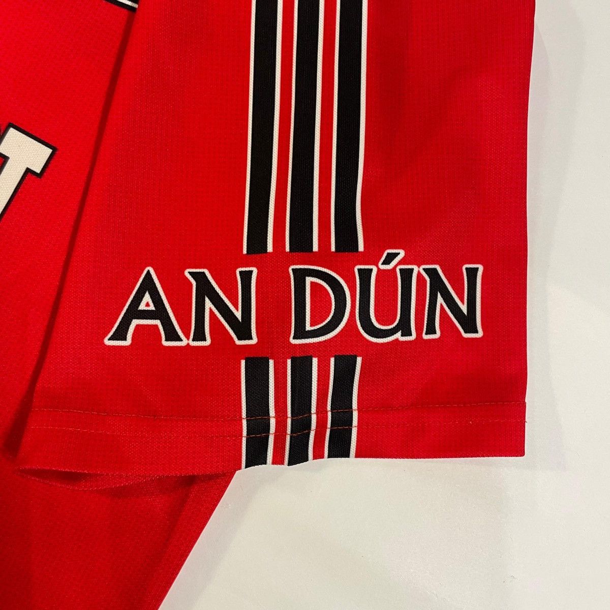 O'Neills Cork GAA An Dún jersey shirt tee red black o’neills vintage Size US S / EU 44-46 / 1 - 8 Thumbnail