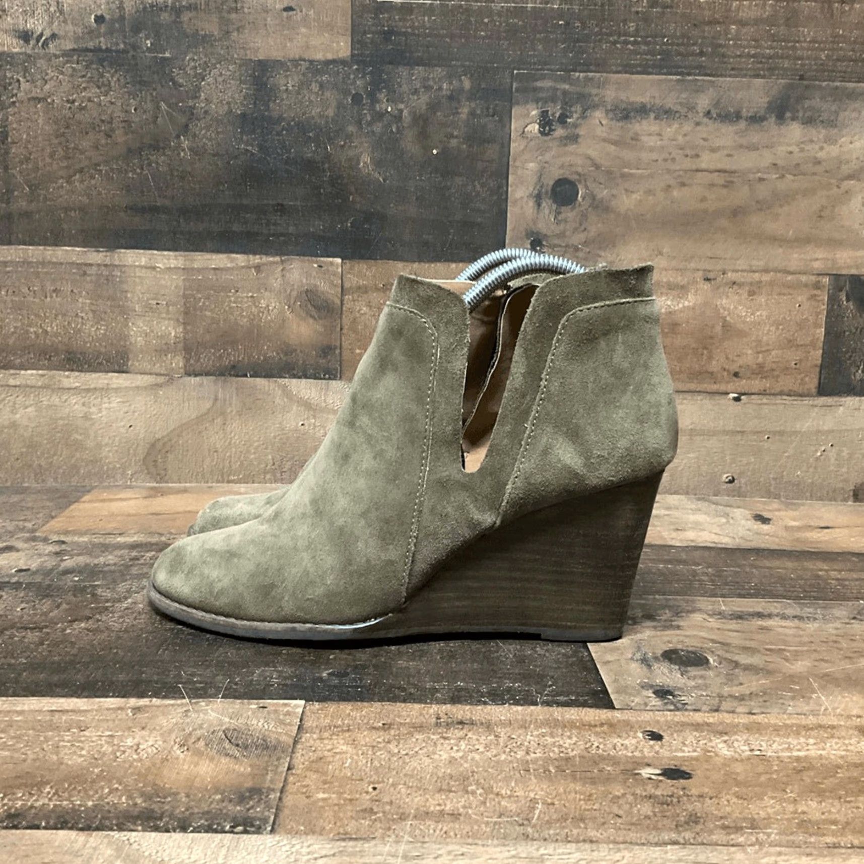 Lucky Brand Lucky Brand Womens Size 9M Suede Zip Wedge Ankle Bootie Boots Green Fashion Shoes Women Size US 9 / IT 39 - 3 Thumbnail