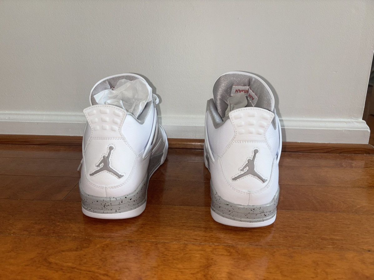 Jordan Brand Men’s Air Jordan 4 Retro - Oreo US 9.5 Size US 9.5 / EU 42-43 - 4 Thumbnail